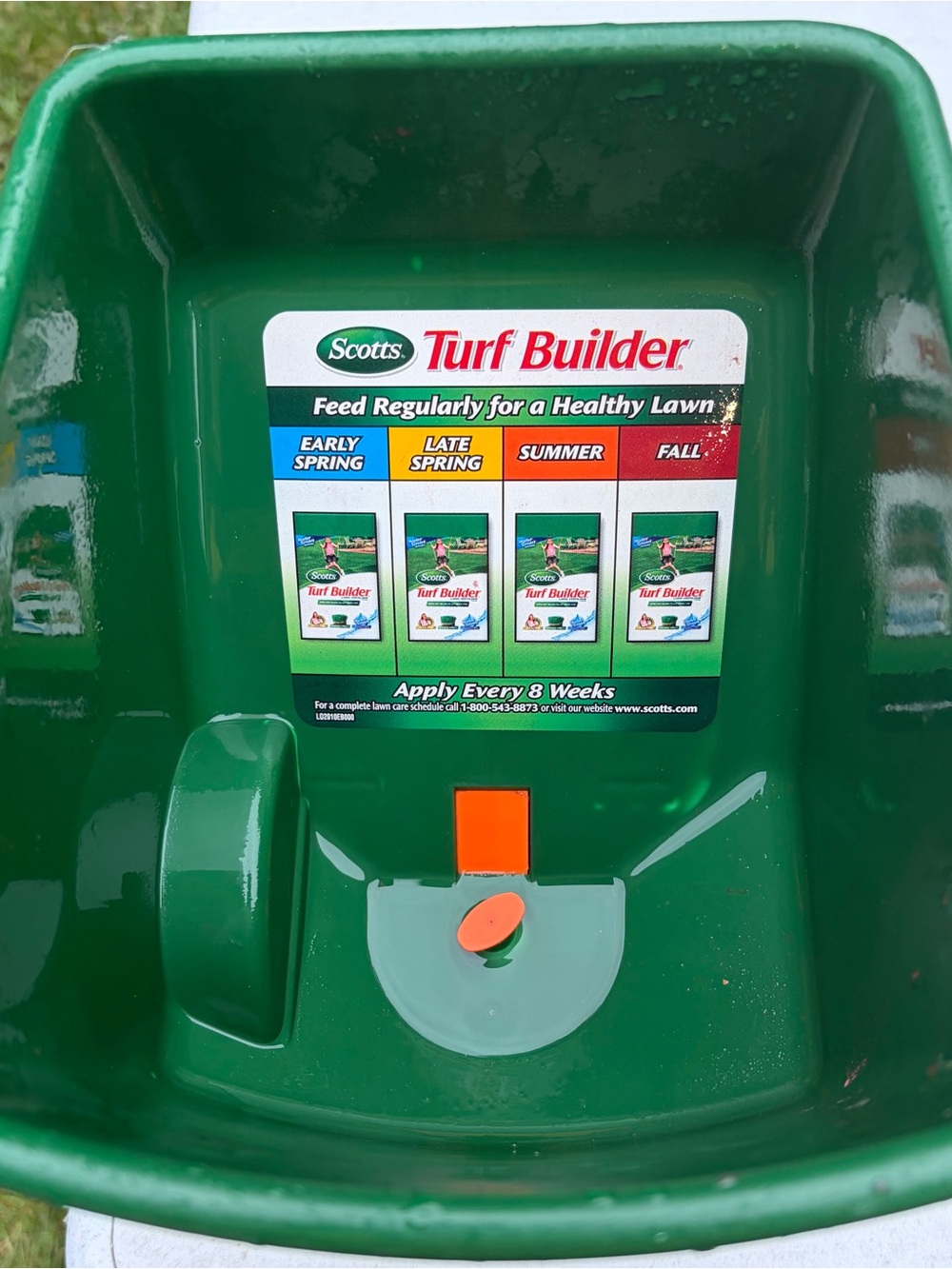 Scott Turf Builder Green Lawn Spreader Hopper with Orange Control